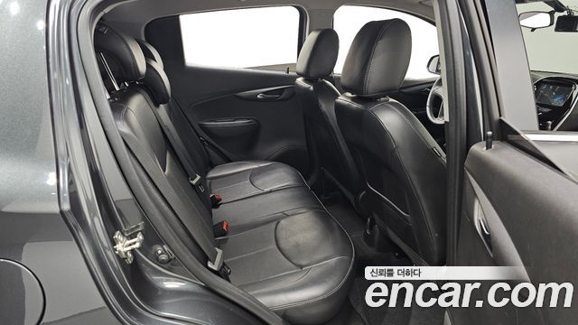 Chevrolet Korea Spark 2018 — photo 18