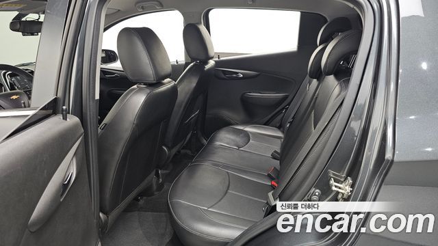 Chevrolet Korea Spark 2018 — photo 16