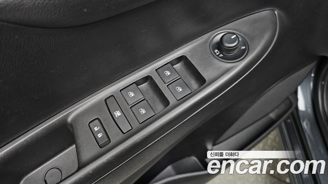 Chevrolet Korea Spark 2018 — photo 27