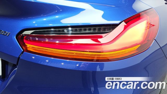 BMW Z4 2025 — photo 9