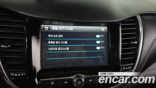 Chevrolet Korea Trax 2019 — photo 27
