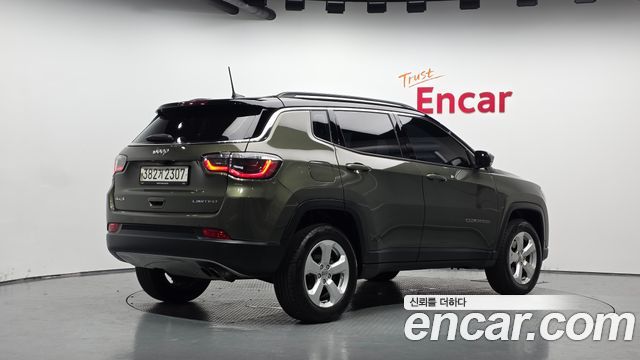 Jeep Compass 2019 — photo 2