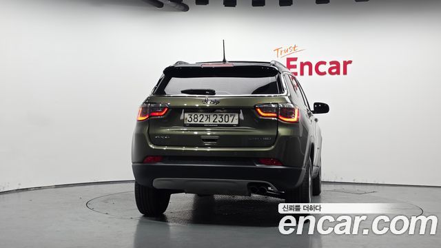 Jeep Compass 2019 — photo 4