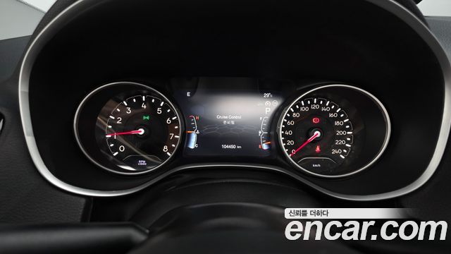 Jeep Compass 2019 — photo 11