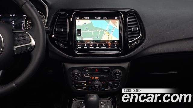Jeep Compass 2019 — photo 19