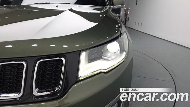 Jeep Compass 2019 — photo 8
