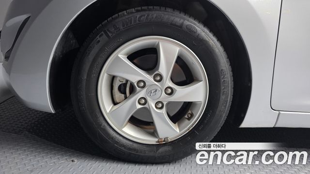 Hyundai AVANTE 2016 — photo 5