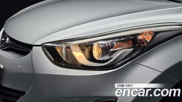 Hyundai AVANTE 2016 — photo 8