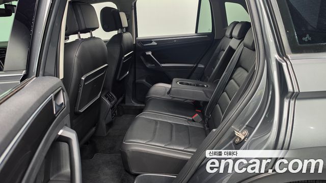 Volkswagen Tiguan 2020 — photo 11
