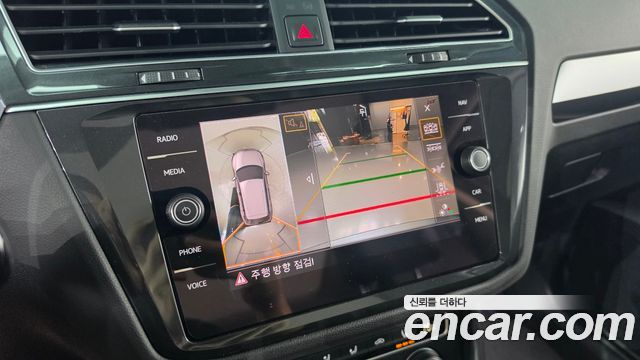 Volkswagen Tiguan 2020 — photo 14
