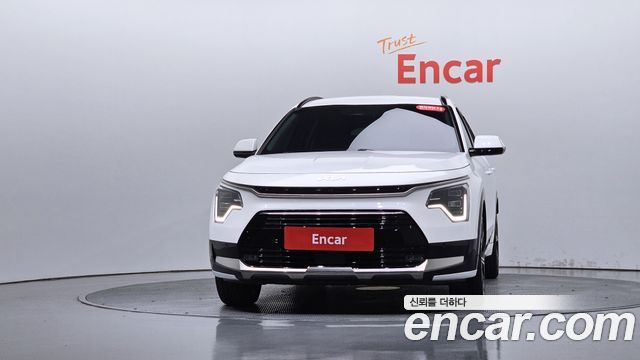 Kia Niro 2023 — photo 3