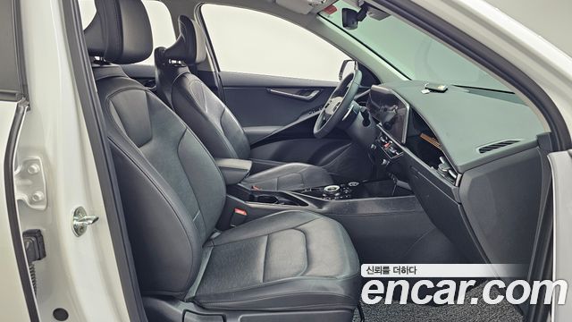 Kia Niro 2023 — photo 17