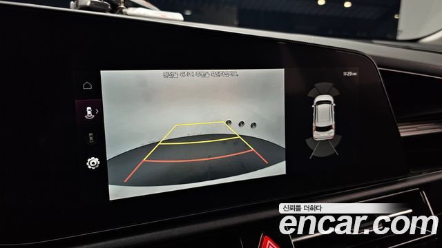 Kia Niro 2023 — photo 21