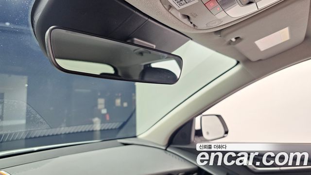 Kia Niro 2023 — photo 28