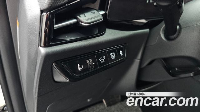 Kia Niro 2023 — photo 31