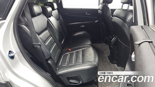 Kia Sorento 2017 — photo 17