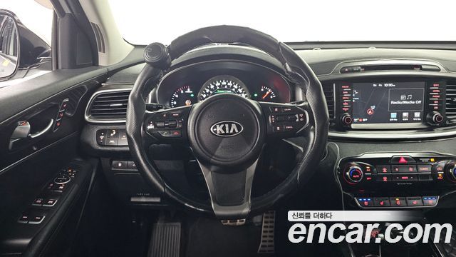 Kia Sorento 2017 — photo 18