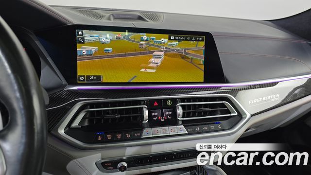 BMW X6M 2021 — photo 12