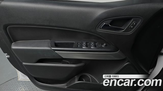 Chevrolet Korea Colorado 2020 — photo 14