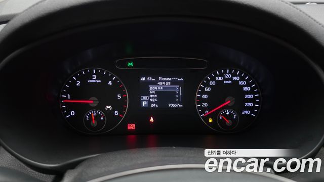 Kia Sorento 2018 — photo 11