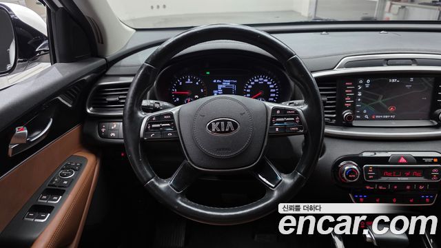 Kia Sorento 2018 — photo 20