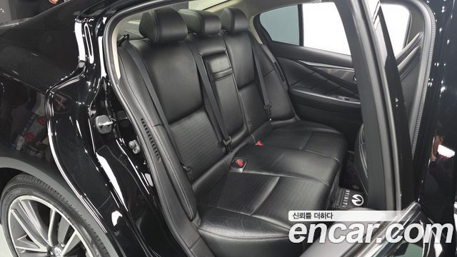 Infiniti Q50 2015 — photo 18