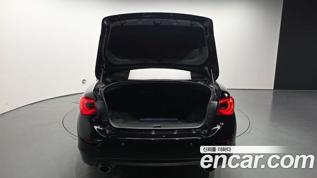 Infiniti Q50 2015 — photo 26