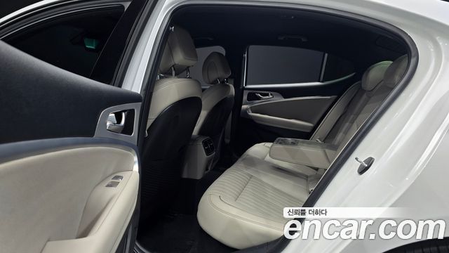 Genesis G70 2023 — photo 18