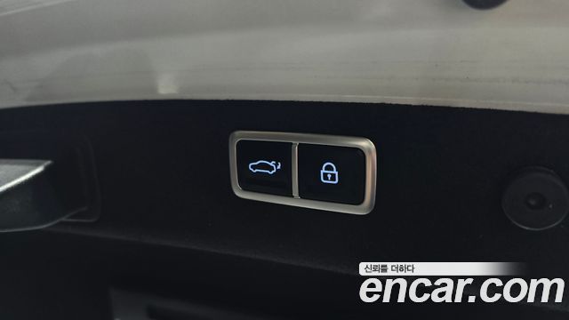 Genesis G70 2023 — photo 24