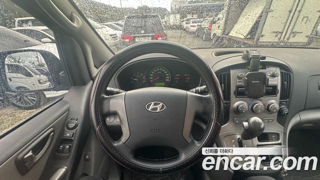 Hyundai Starex 2008 — photo 12