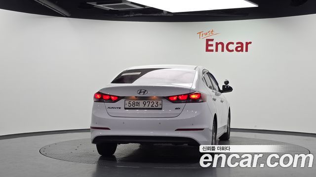 Hyundai AVANTE 2017 — photo 4