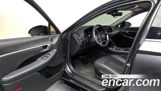 Hyundai Sonata 2023 — photo 10