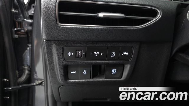 Hyundai Sonata 2023 — photo 17