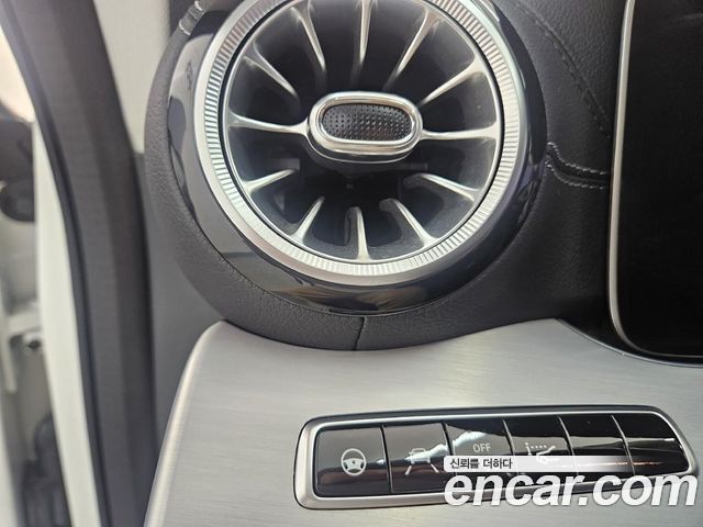 Mercedes-Benz CLS-Class 2019 — photo 10
