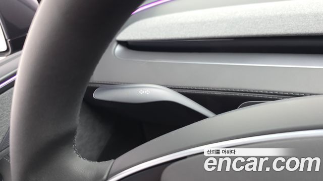 Tesla Model Y 2026 — photo 28