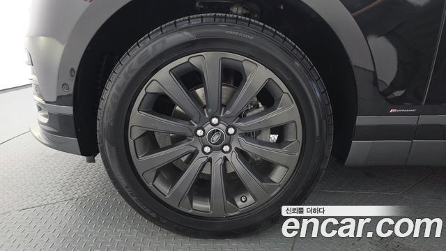 Land Rover Range Rover Velar 2019 — photo 5