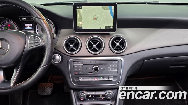 Mercedes-Benz CLA-Class 2016 — photo 14