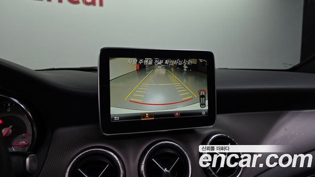 Mercedes-Benz CLA-Class 2016 — photo 15