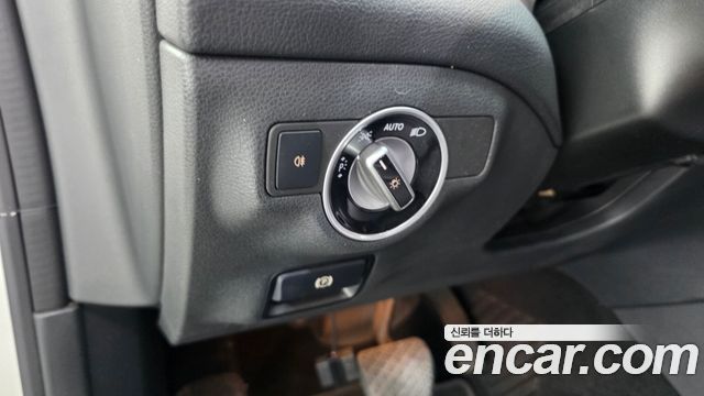Mercedes-Benz CLA-Class 2016 — photo 17