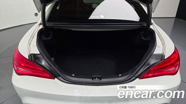 Mercedes-Benz CLA-Class 2016 — photo 20