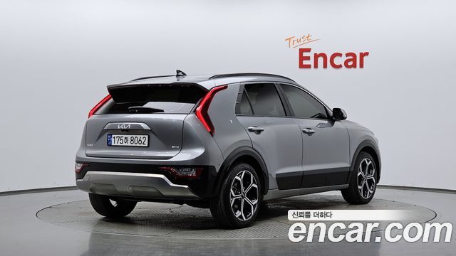 Kia Niro 2024 — photo 2