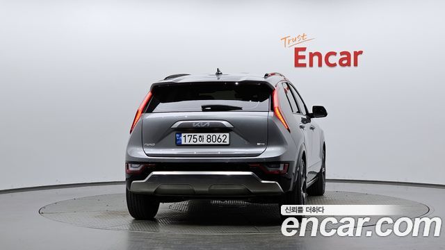 Kia Niro 2024 — photo 4