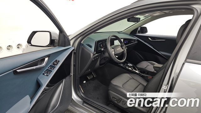 Kia Niro 2024 — photo 13