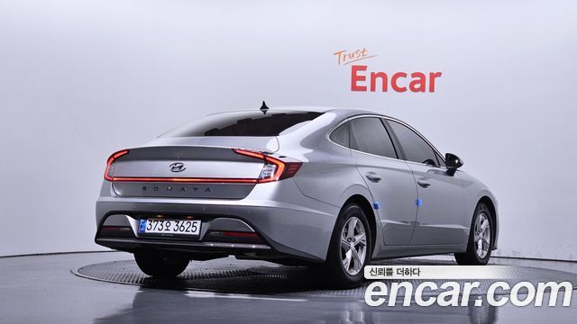 Hyundai Sonata 2022 — photo 2