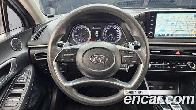 Hyundai Sonata 2022 — photo 19