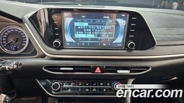 Hyundai Sonata 2022 — photo 20
