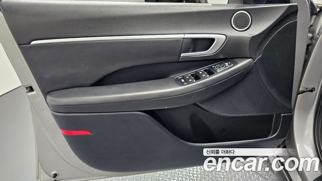 Hyundai Sonata 2022 — photo 14