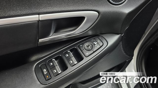 Hyundai Sonata 2022 — photo 28