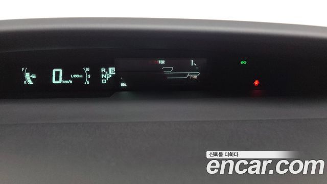 Toyota Prius 2010 — photo 8
