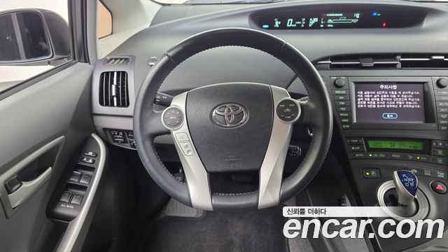 Toyota Prius 2010 — photo 13